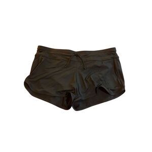 Athleta Woman’s Black Athletic Running Gym Shorts Size Medium